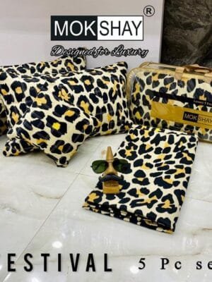 IMG-20251007-WA0032.jpg Mokshay® Festival 5PC Bedding Set – Premium Glace Cotton | Bedsheet, Quilted Pillow & Cushion Covers