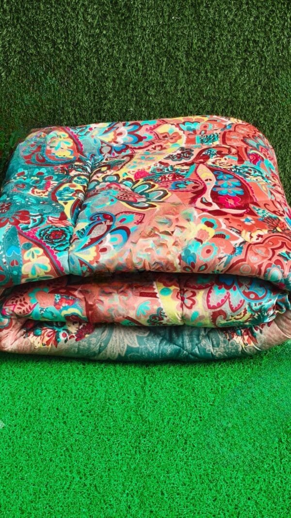 Floral Velvet Single Bed Winter Quilt – 350 GSM | Premium Soft & Warm Quilt