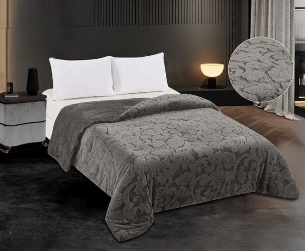 Victoria Premium Fur Rabbit Fur Comforter