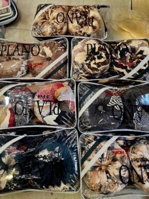 WhatsApp-Image-2025-11-20-at-6.10.56-PM-1.jpeg Winter Forest Premium 5PC Warm Bedding Set – Heavy Sunflower Handmade Designer Cushions & Double Bed Bedsheet