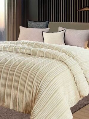 Rabbit Furr Stripe Pattern Reversible Premium Double Duvet Cover | Imported | Zippered | 12 Colors